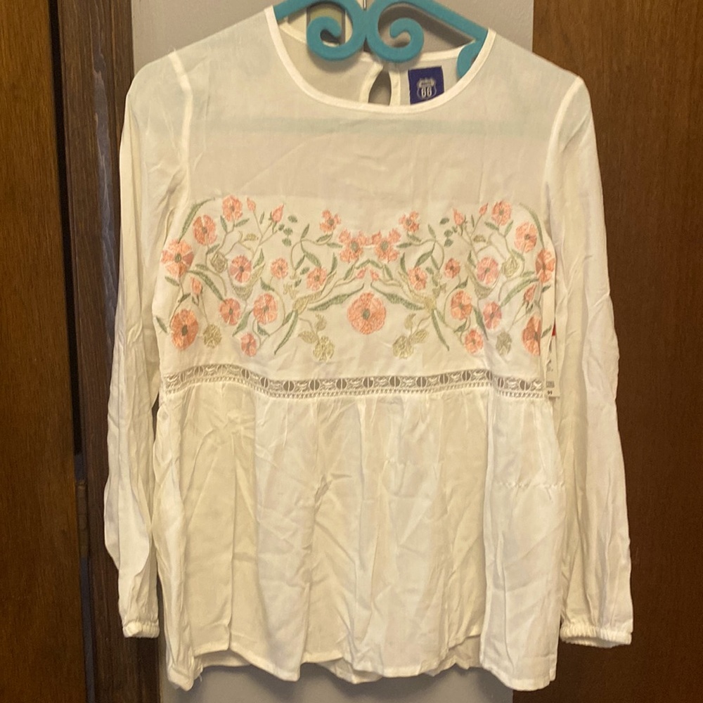 A big girls top size 14-16